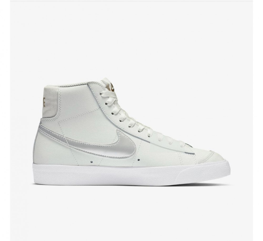 Кроссовки женские Nike Blazer Mid 77 DD6610-100_image_1