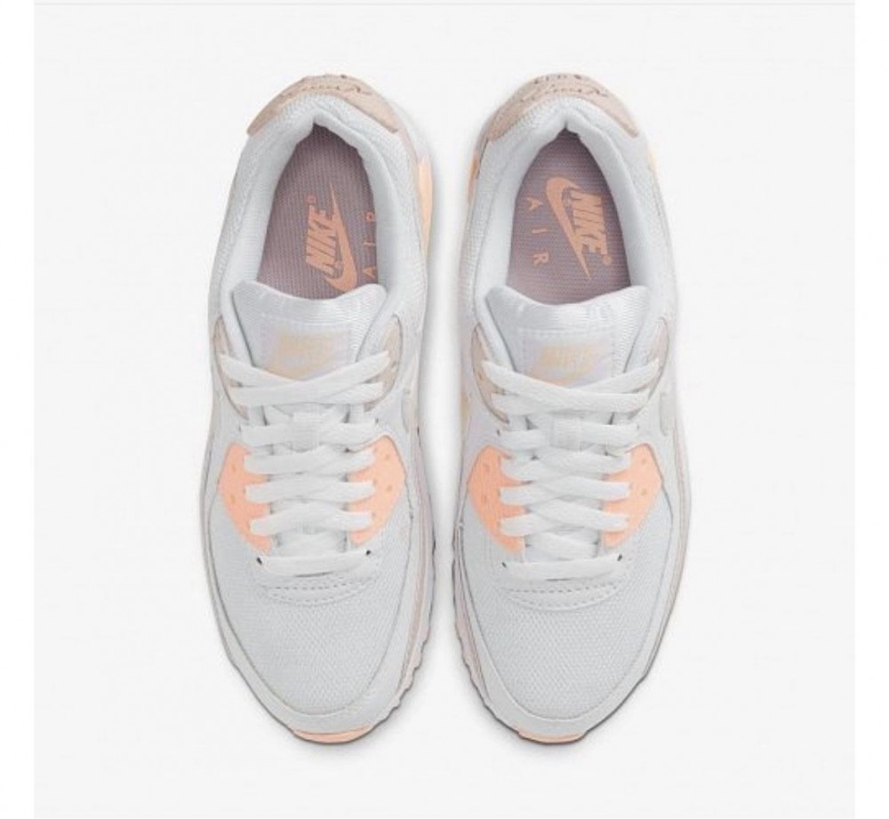 Кросівки жіночі Nike Air Max 90 CT1030-101_image_4