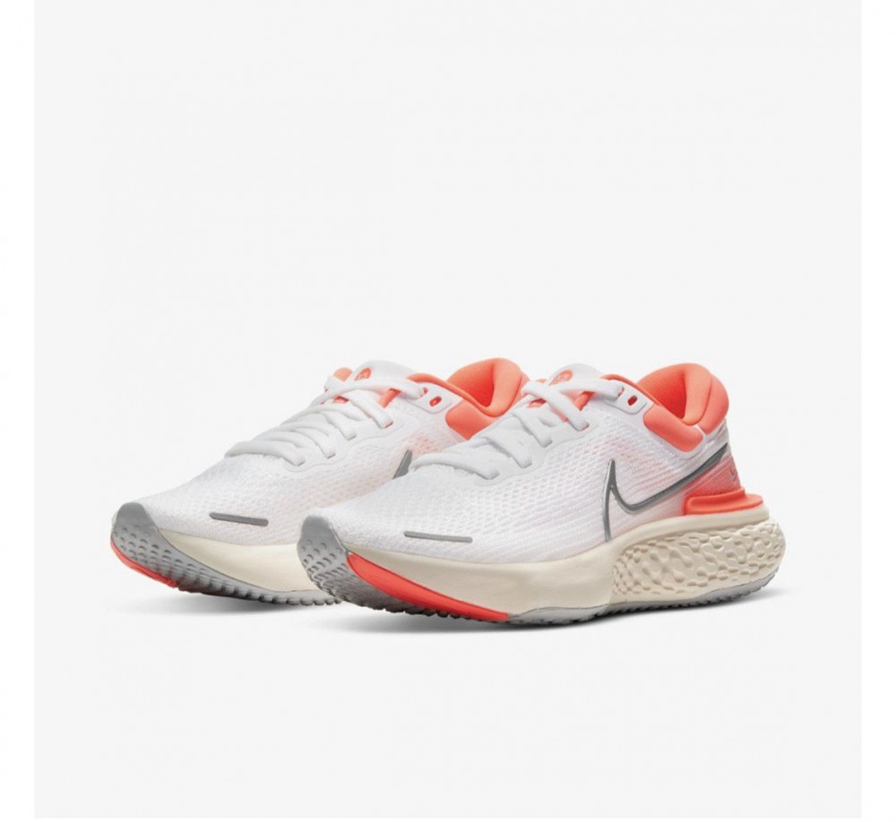 Кросівки для бігу Nike Zoomx Invincible Run Flyknit CT2229-100_image_3