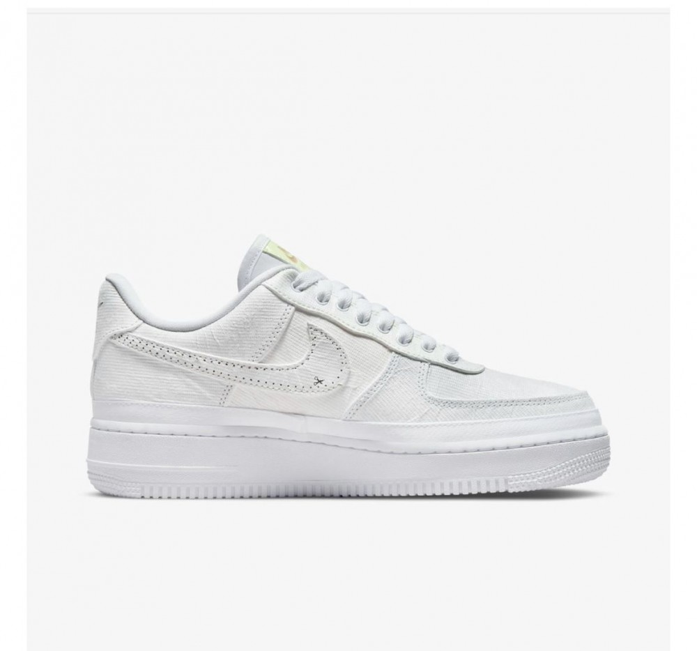 Кроссовки Nike Air Force 1 07 PRM Tear Away Wmns DJ6901-600_image_1