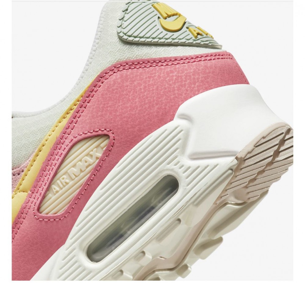 Жіночі кросівки Nike Air Max 90 DM9465-001_image_6