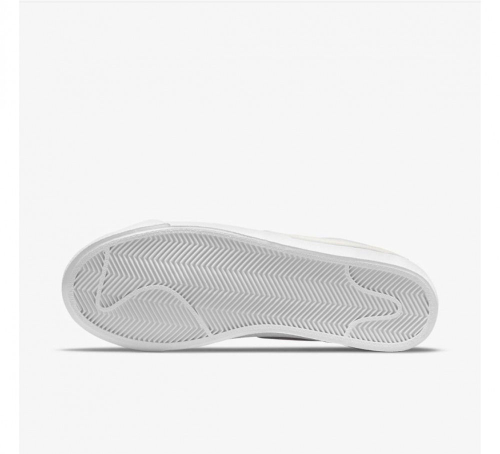 Жіночі кросівки Nike W Blazer Low DC4769-108_image_8