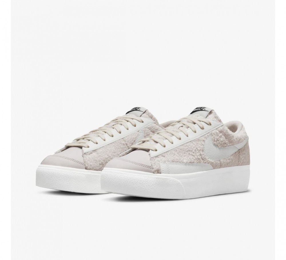Кросівки Nike Wmns Blazer Low Platform DO6715-001_image_6