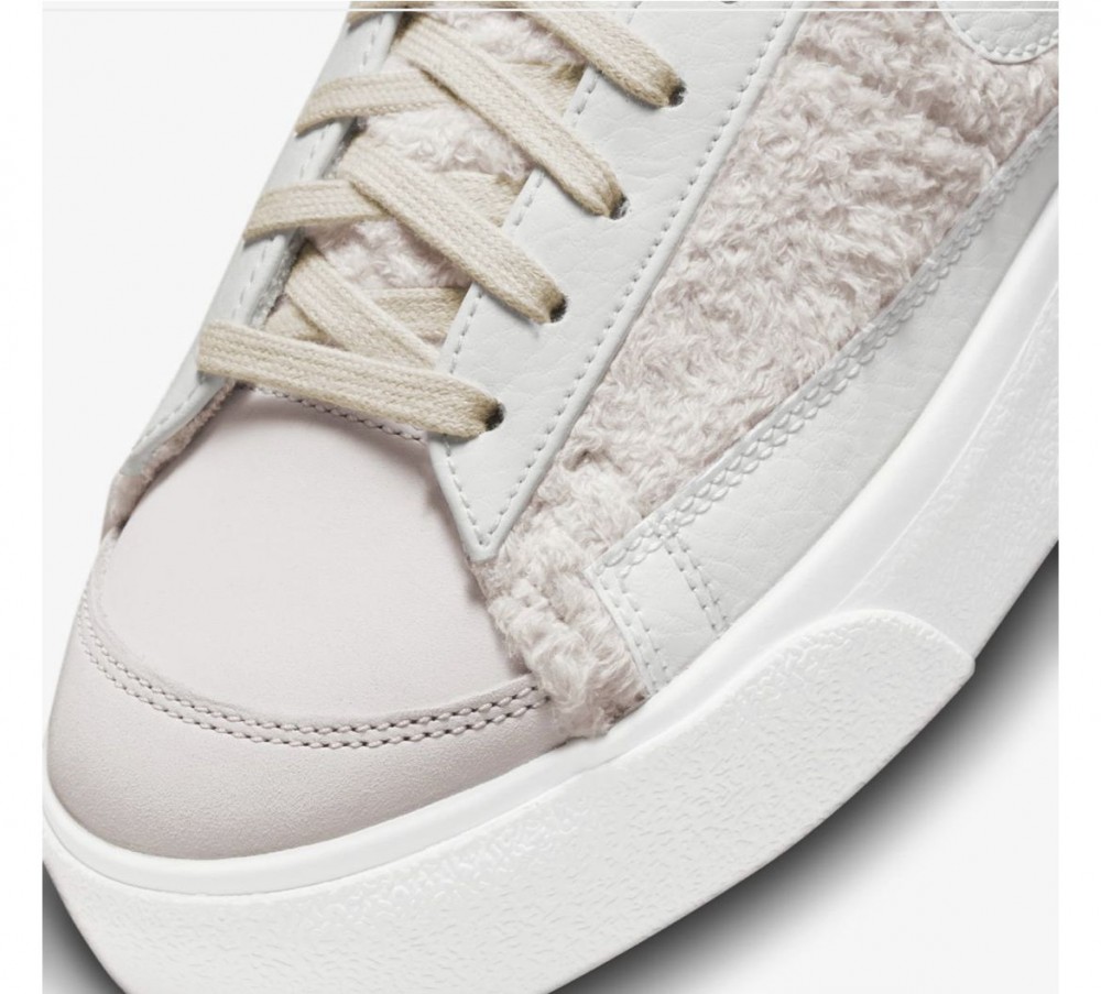Кросівки Nike Wmns Blazer Low Platform DO6715-001_image_7