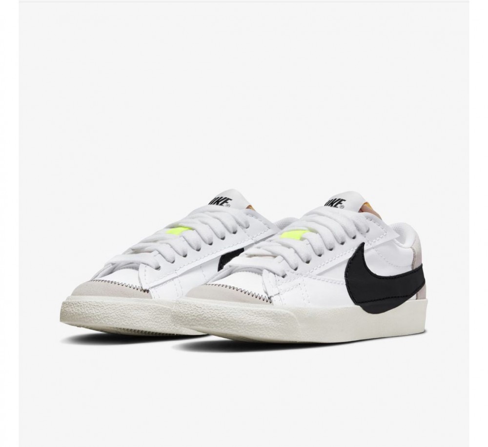 Жіночі кросівки Nike Blazer Low 77 Jumbo DQ1470-101_image_3