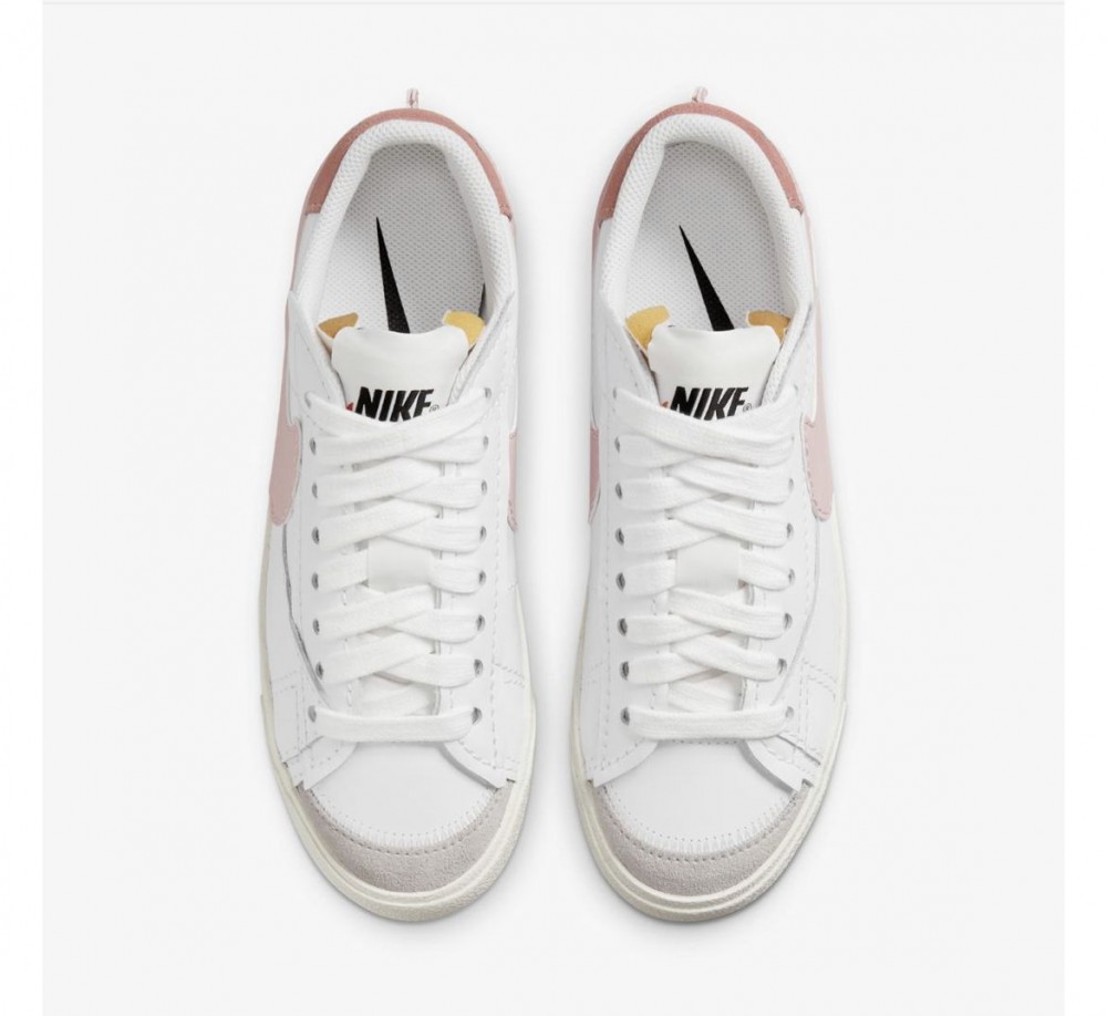 Жіночі кросівки Nike Blazer Low 77 Jumbo DQ1470-102_image_4