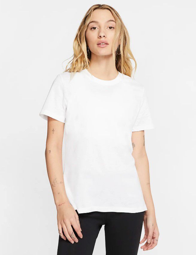 Футболка Nike W Nsw Ss Crew Nby CZ6368-100_image_1