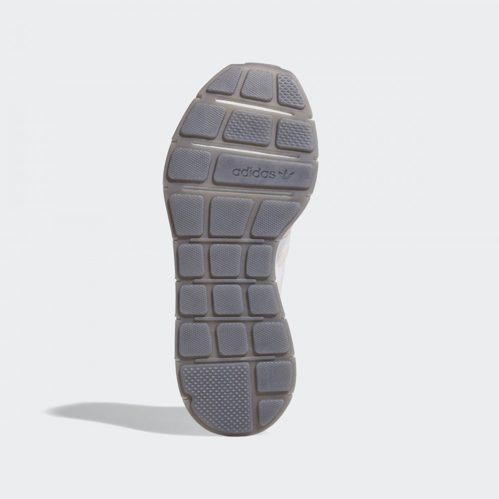 Жіночі кросівки Adidas Swift Run X FY2136_image_6
