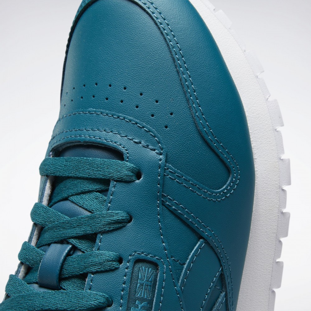 Жіночі кросівки Reebok Classic Leather EF3033_image_4