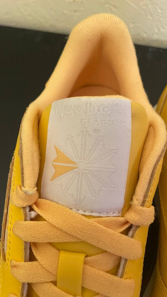 Жіночі кросівки Reebok Classic Leather DV7099_image_6