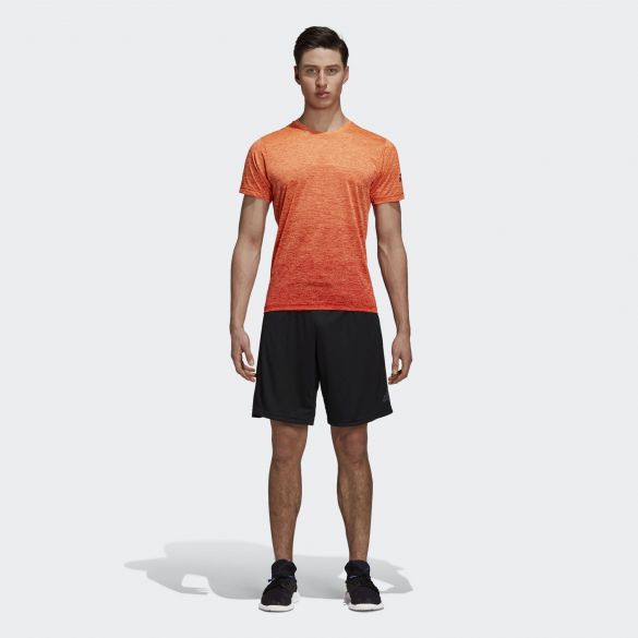Чоловіча футболка Adidas Freelift Gradi CZ5433_image_1