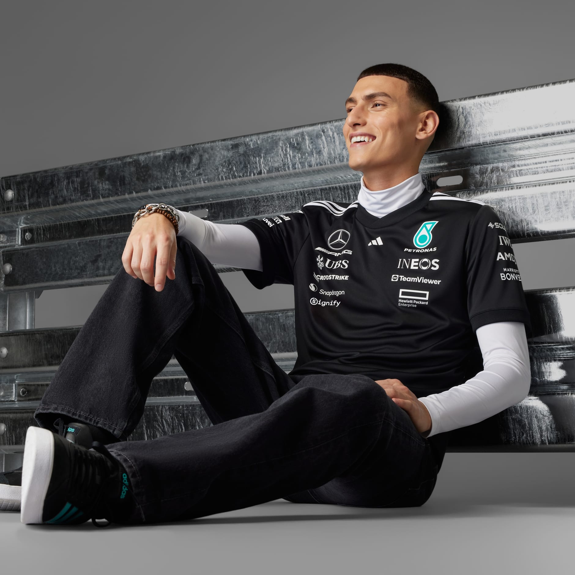 Чоловіча футболка Adidas Mercedes-AMG Petronas Formula One Team Driver JW5361_image_6