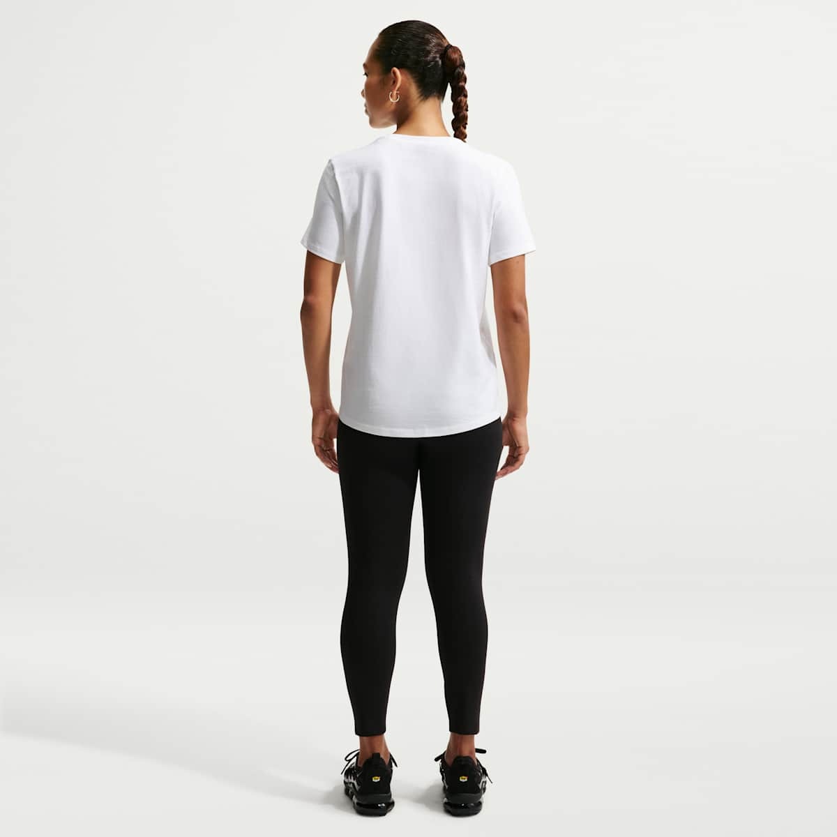 Жіноча футболка Nike W NSW Tee Club DX7902-100_image_5