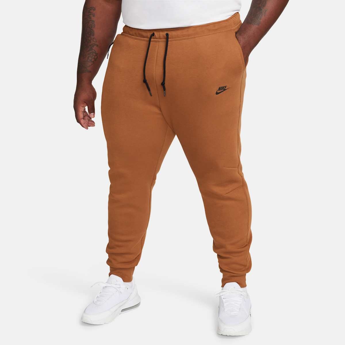 Чоловічі штани Nike M Tch Flc Jggr FB8002-281_image_11