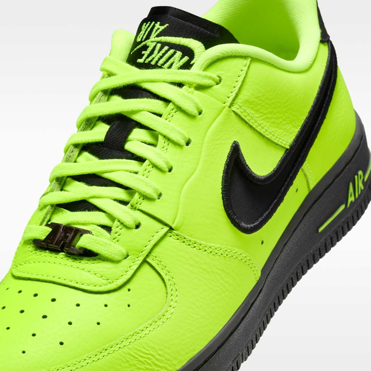 Женские кроссовки Nike W Air Force 1 Dance FJ7409-700_image_7