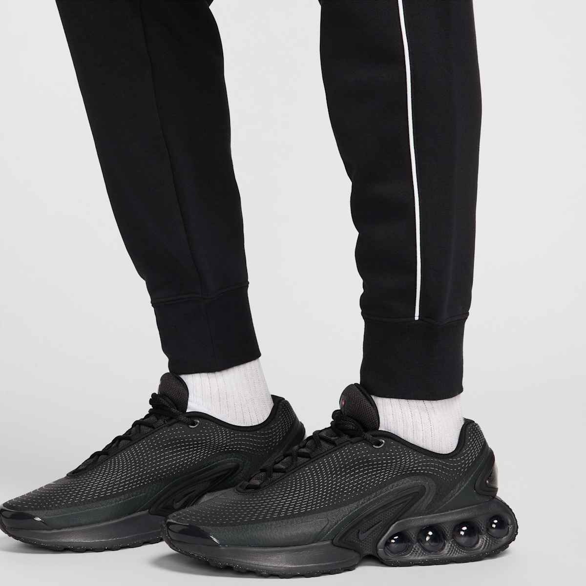 Чоловічі штани Nike M NSW Sw Air Cargo Pant Flc Bb HM0180-010_image_6