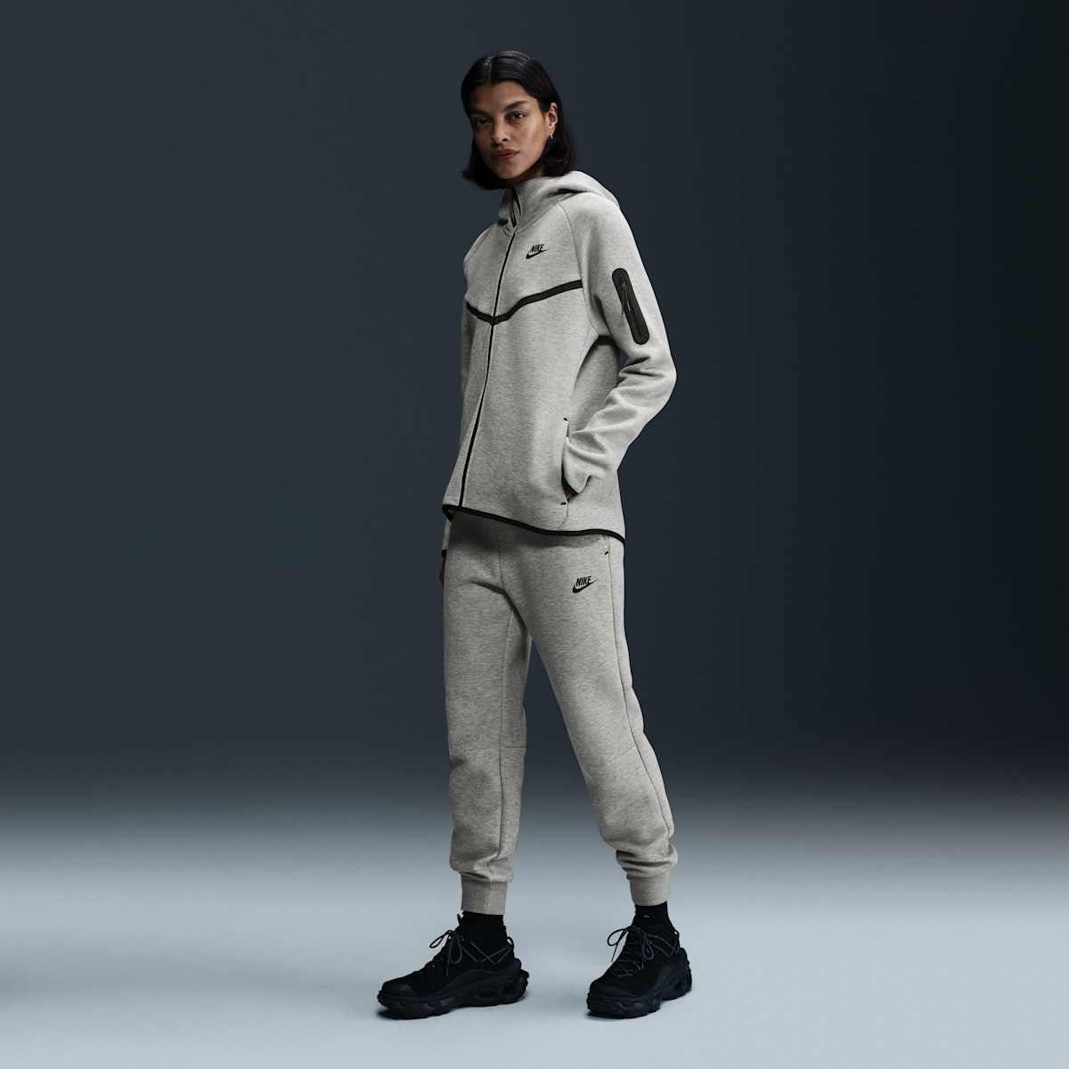 Женские брюки Nike W NSW Tch Flc Mr Jgger 2 HV6779-063_image_1