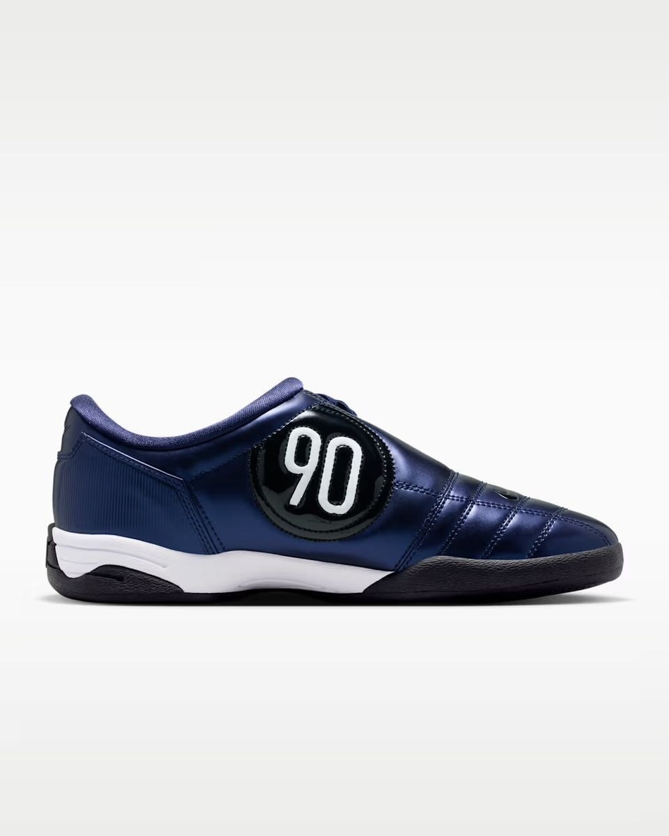 Женские кроссовки Nike Total 90 IB5666-400_image_1