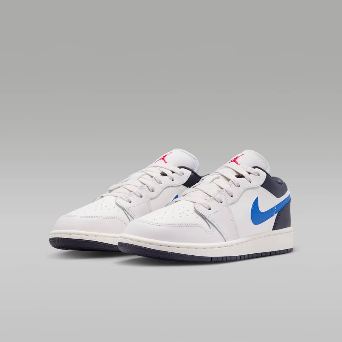 Кросівки Air Jordan 1 Low 553560-027_image_5