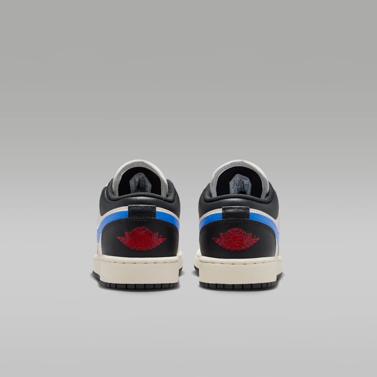 Кросівки Air Jordan 1 Low 553560-027_image_6