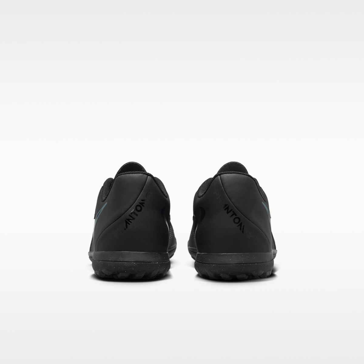 Кросівки Nike Phantom GX 2 Club FJ2587-002_image_6