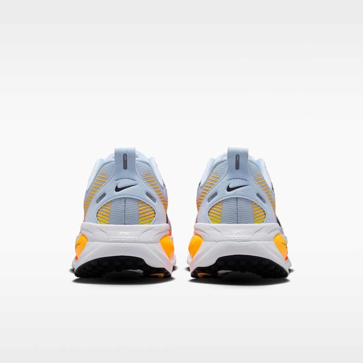 Кросівки Nike Vomero 18 HM6803-404_image_6