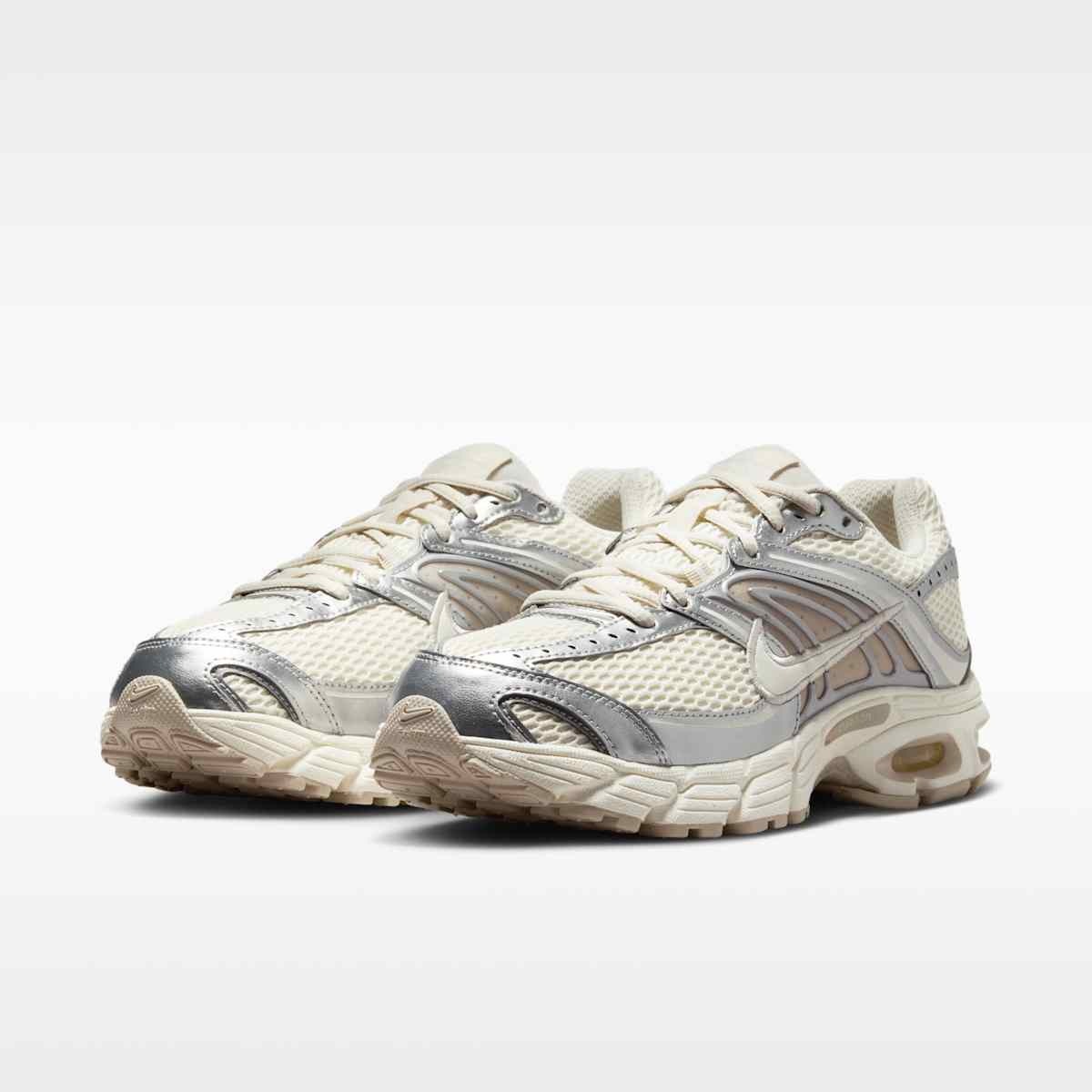 Кросівки Nike Air Max Moto 2K HQ2056-108_image_5