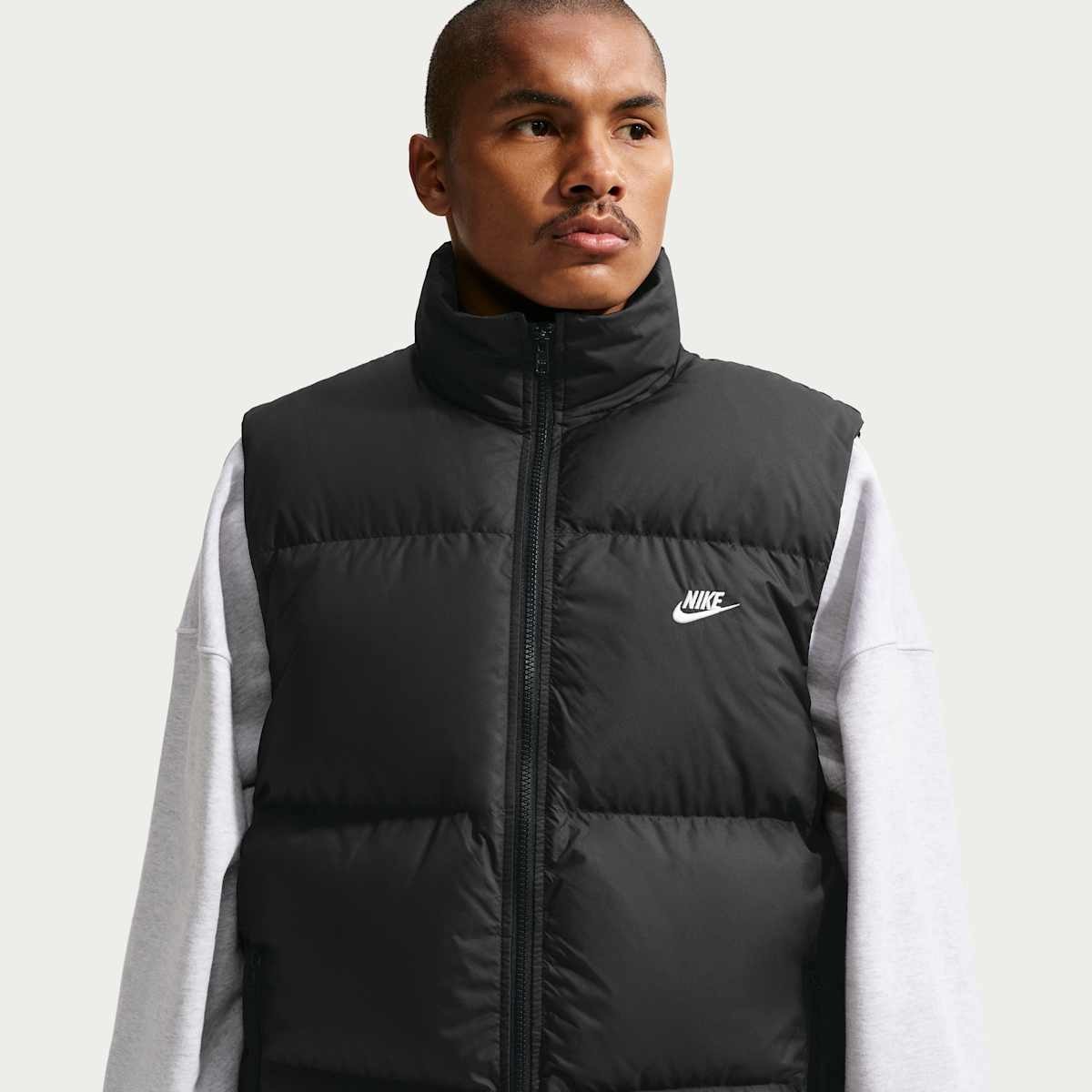Жилет Nike Sportswear Club IB2977-010_image_1