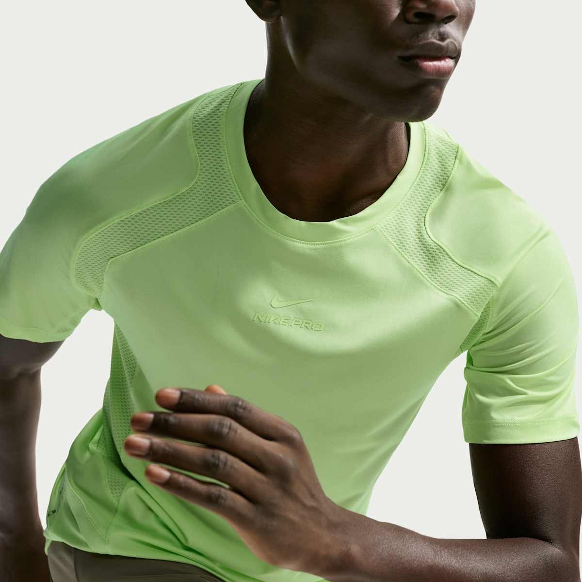 Футболка Nike Pro Training IF2214-360_image_3