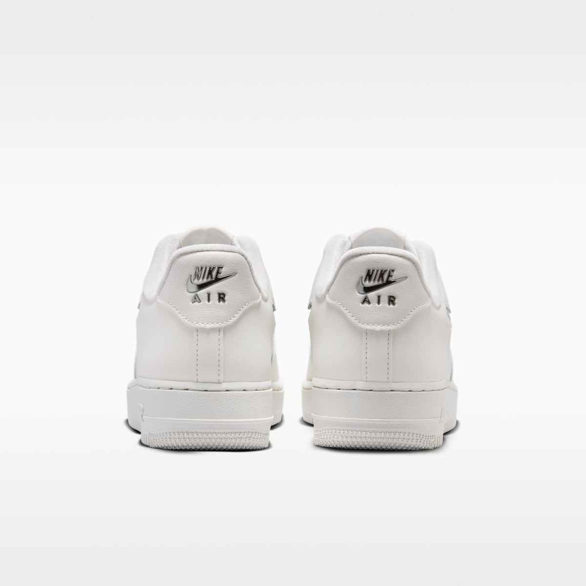 Кросівки Nike Air Force 1 '07 IU7558-030_image_6