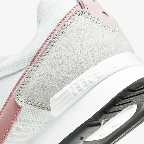 Жіночі кросівки NIKE Venture Runner CK2948-104_image_6