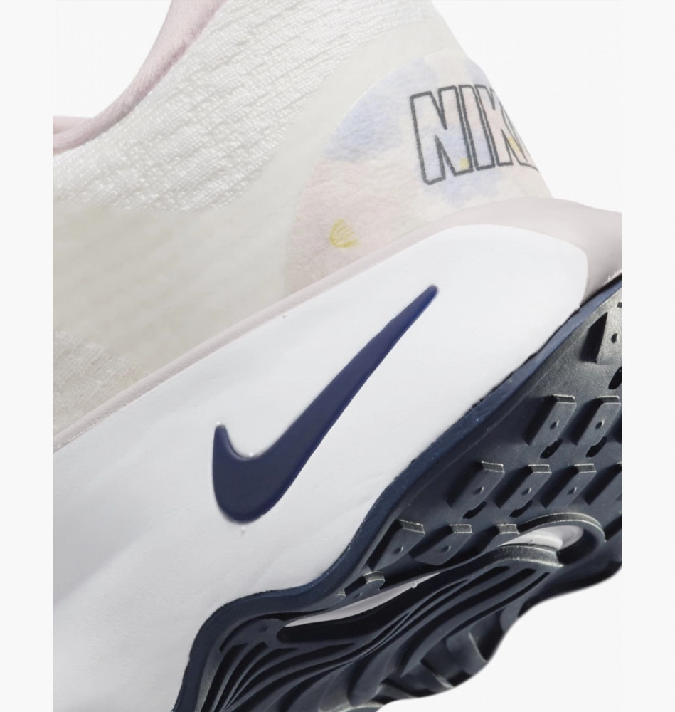 Кросівки Nike Motiva Premium DZ3702-100_image_4