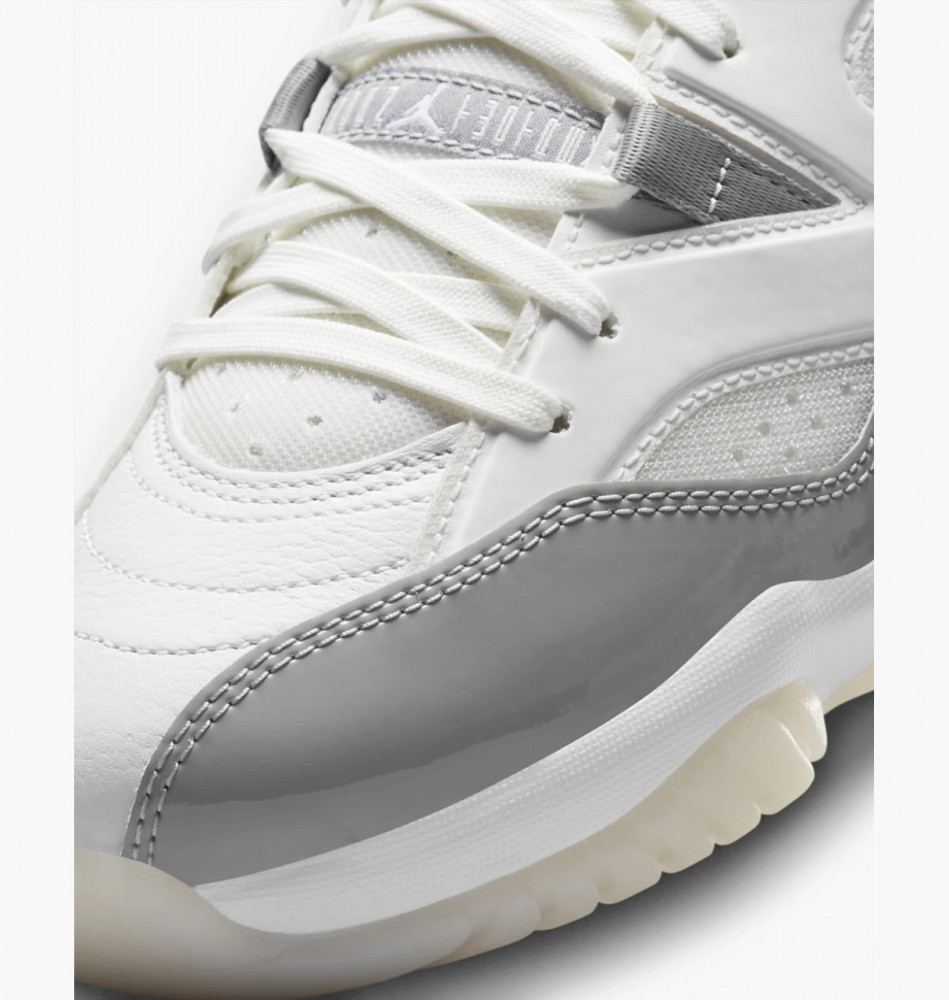 Кроссовки Jordan Jumpman Two Trey DR9631-002_image_8