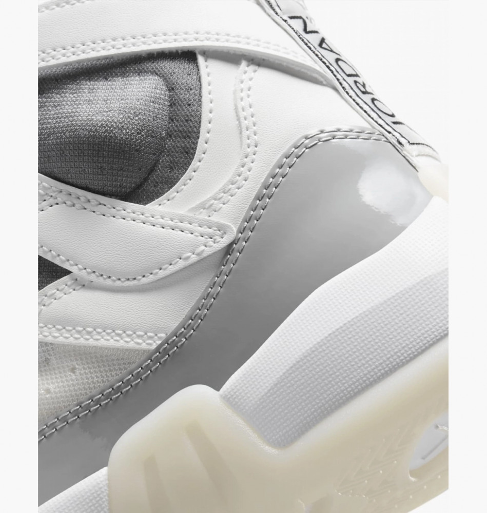 Кроссовки Jordan Jumpman Two Trey DR9631-002_image_5