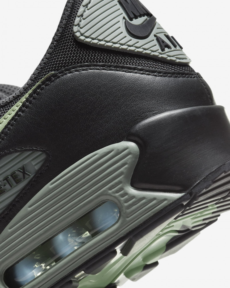 Кросівки Nike Air Max 90 Gore-Tex FD5810-001_image_7