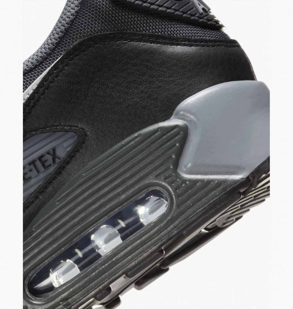 Кросівки Nike Air Max 90 Gore-Tex FD5810-002_image_3