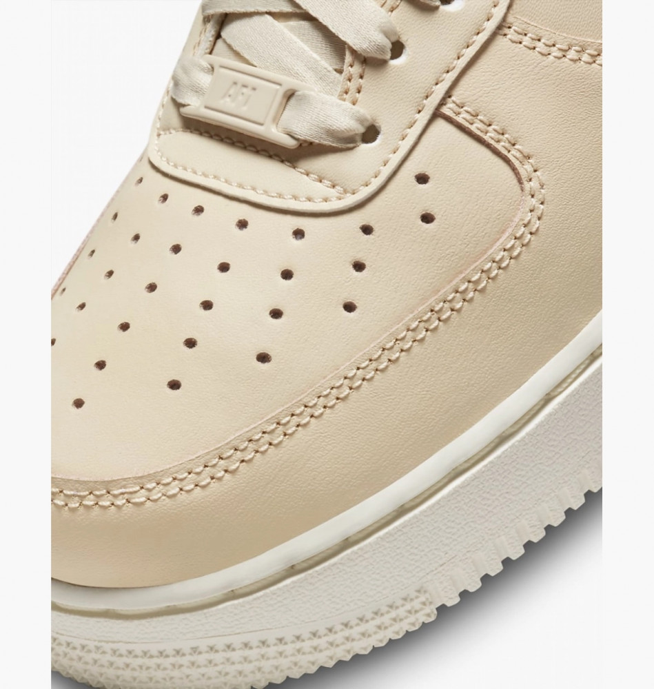 Кроссовки Nike Air Force 1 07 DQ7569-102_image_8