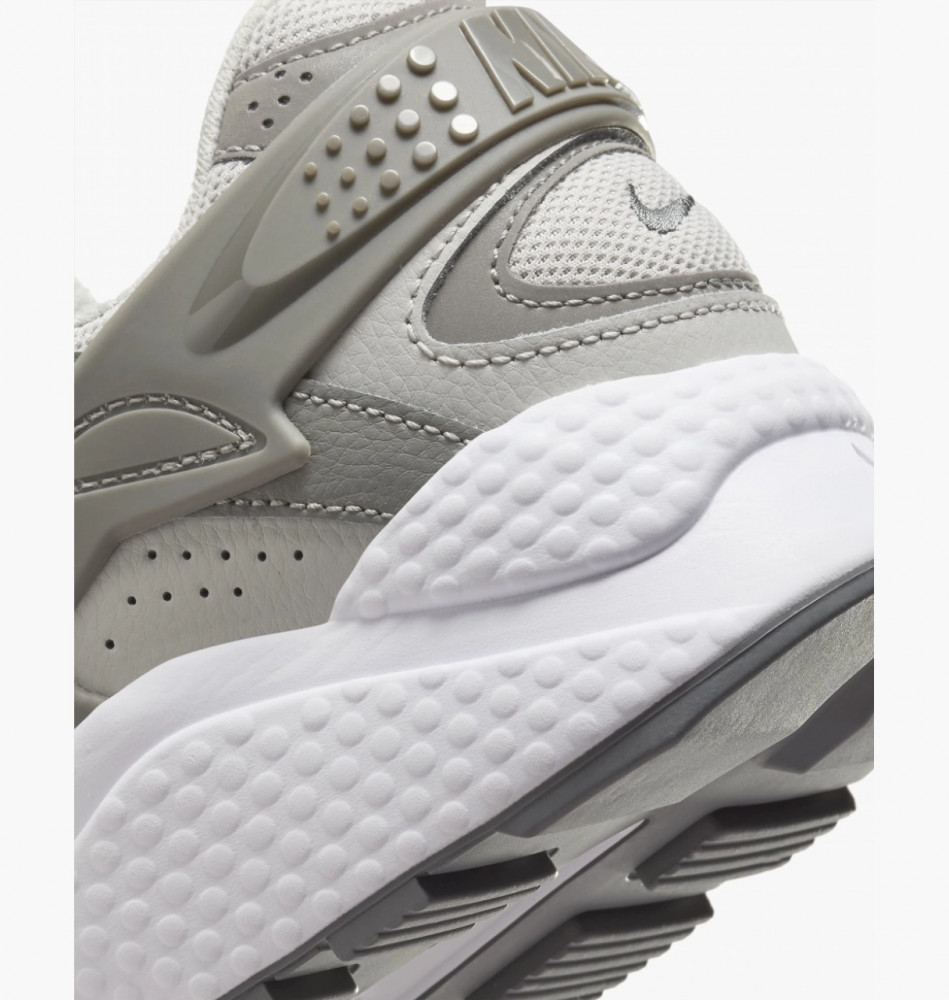 Кроссовки Nike Air Huarache DZ3306-004_image_8