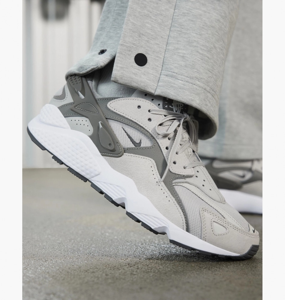 Кроссовки Nike Air Huarache DZ3306-004_image_7