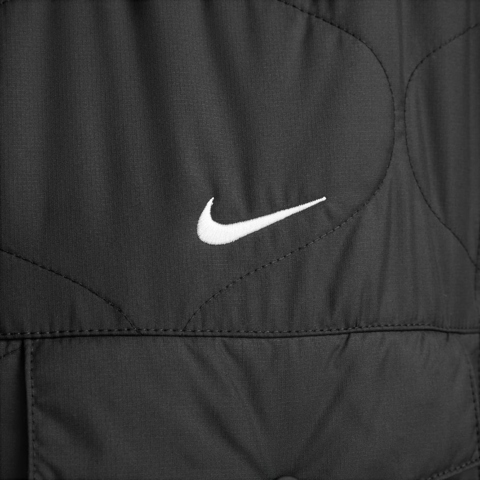 Жіноча жилетка Nike W NSW Essntl Vest Ho FB8737-010_image_5