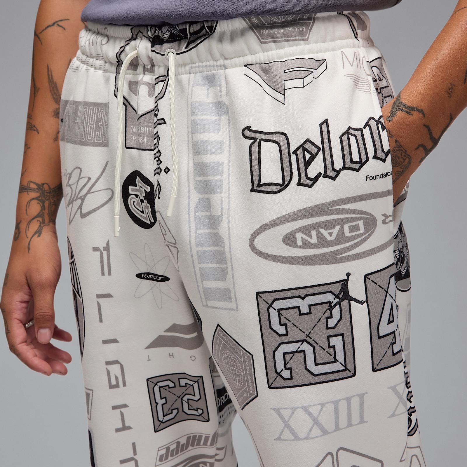 Штани чоловічі Nike Jordan ESS AOP HM7257-133_image_2