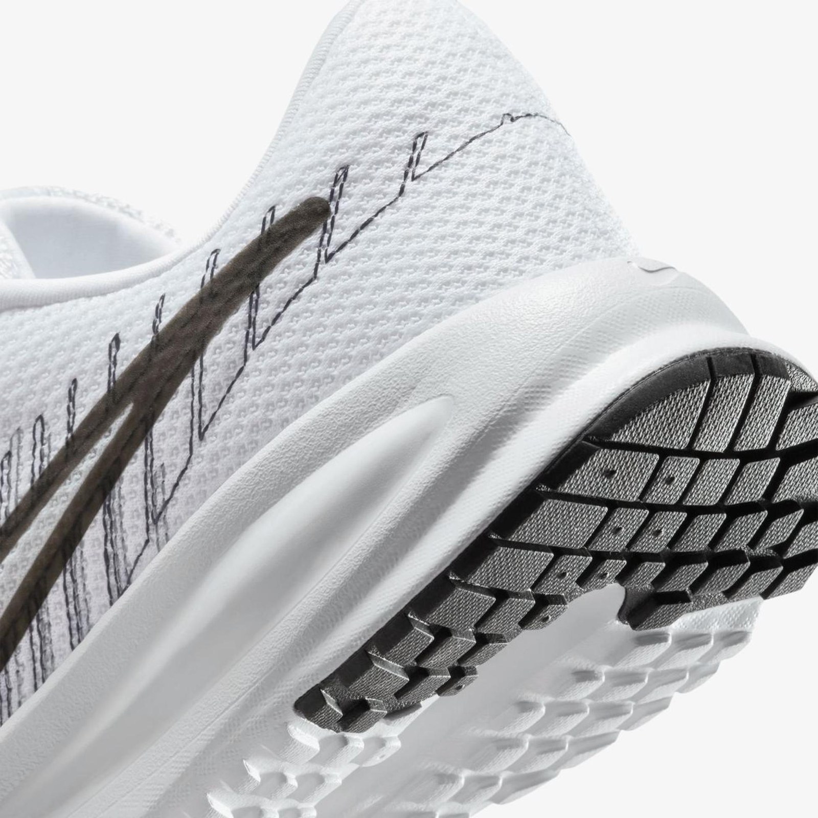 Жіночі кросівки Nike Run Defy HM9593-101_image_5