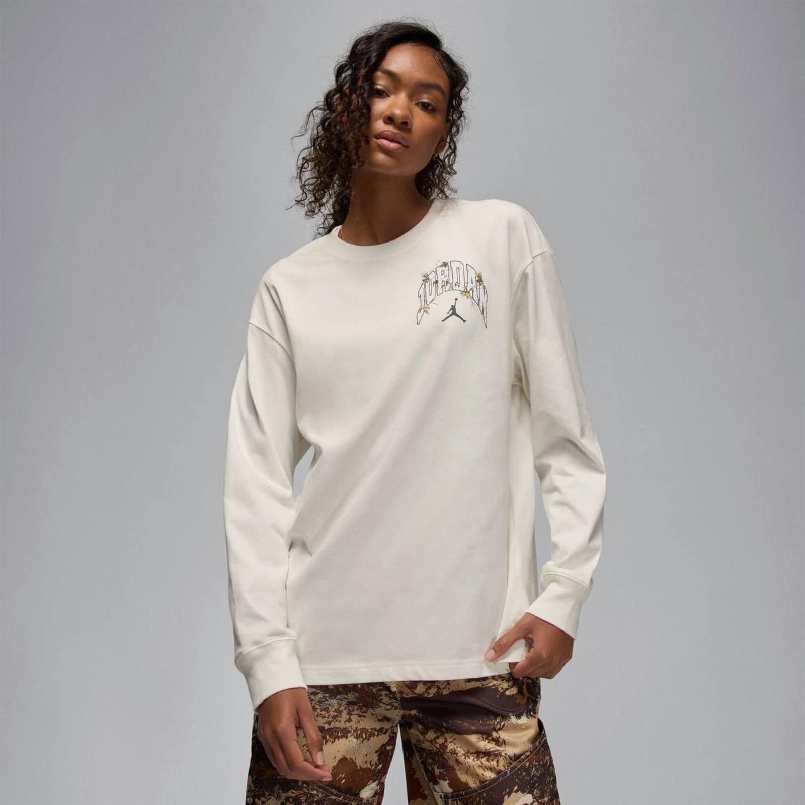 Женский лонгслив Jordan Brooklyn Women's Realtree Long-Sleeve T-Shirt HV0448-133_image_1
