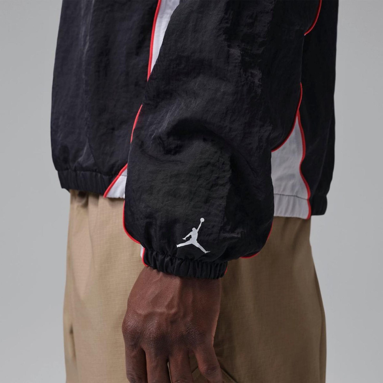 Чоловічий лонгслів Jordan M J Flt Ls Warm Up Top IF1835-010_image_6